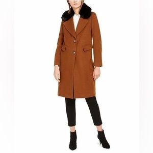 Single-Breasted Faux-Fur Walker Coat brown size medium never dry cleaned no fur